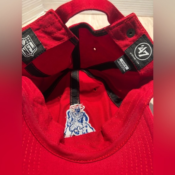 New England Patriots Hat Cap Strap Back Red Retro Logo NFL Football Mens - Picture 5 of 5
